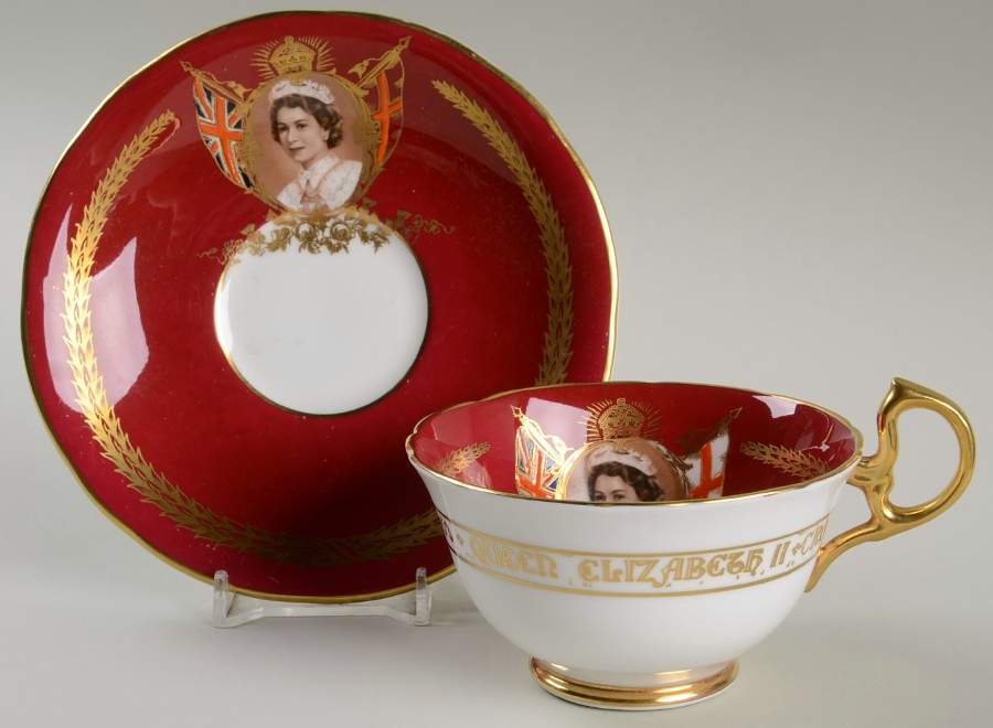Aynsley Royalty Giftware Elizabeth Ii Coronation Cup & Saucer - No Box by John  Aynsley & Sons-1