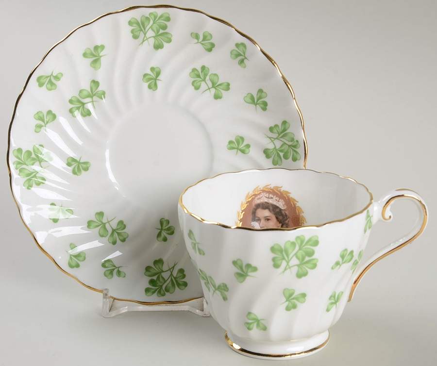Aynsley Royalty Giftware Elizabeth Ii-St Lawrence Seaway Cup & Sa - No Box by John  Aynsley & Sons-1