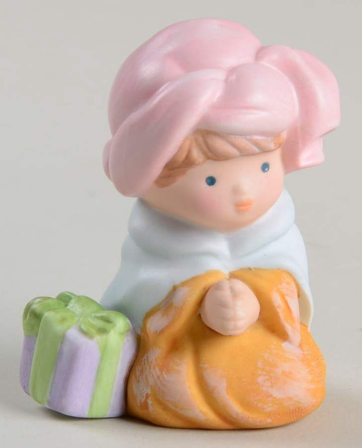 Heavenly Blessings Nativity Melchior-Kneeling King - Boxed by Avon-1