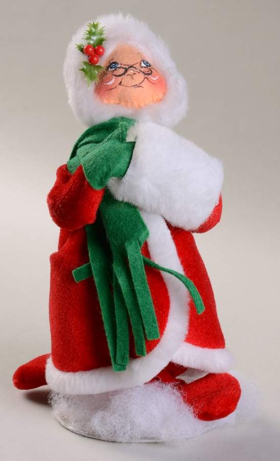 Santa and Mrs Santa Mrs Santa With Muff - Velour - No Box by Annalee-1