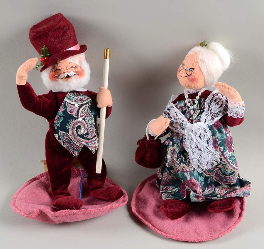 Santa and Mrs Santa Mr &  Mrs Victorian Santa - No Box by Annalee-1