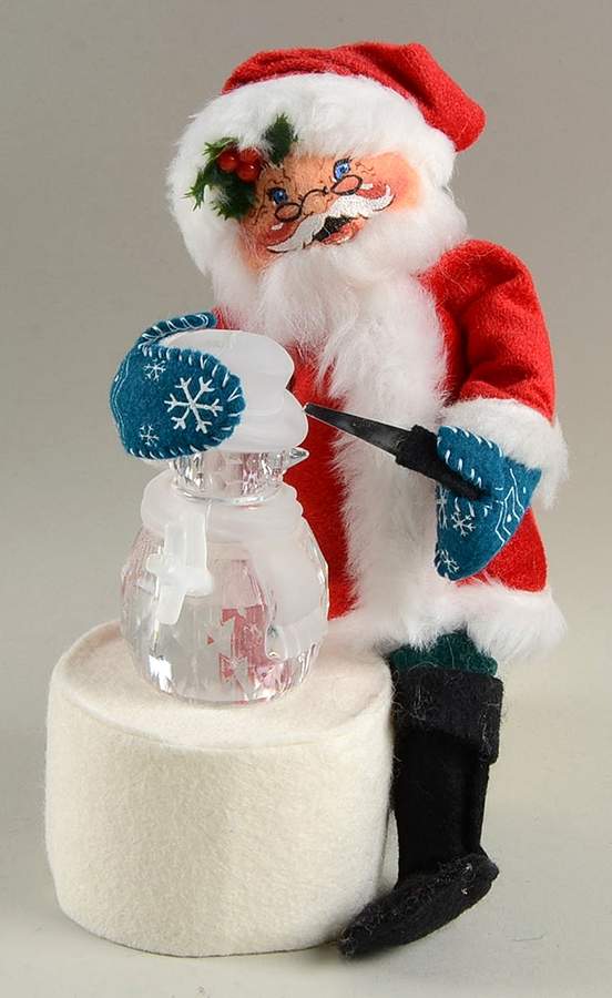 Santa and Mrs Santa Ice Sculpting Santa - No Box by Annalee-1