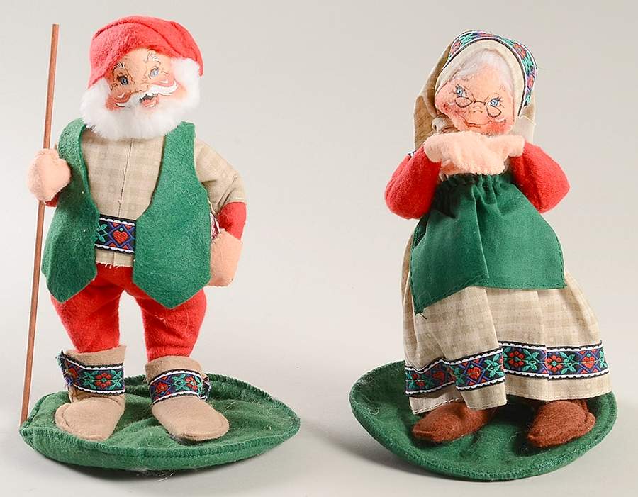Santa and Mrs Santa Mr & Mrs Old World Santa  - No Box by Annalee-1