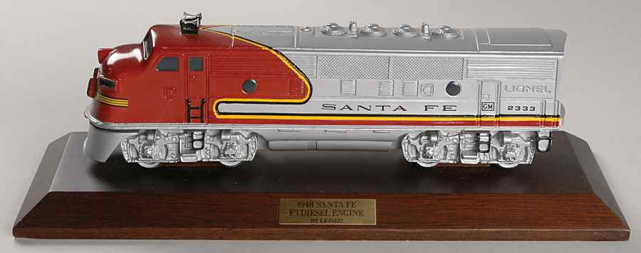 Lionel Trains 1948 Santa Fe F3 Diesel Engine - Boxed by Avon-1