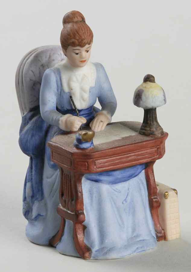 President's Club-Albee Miniature Figurines 1985-Albee Award Figurine - No Box by Avon-1