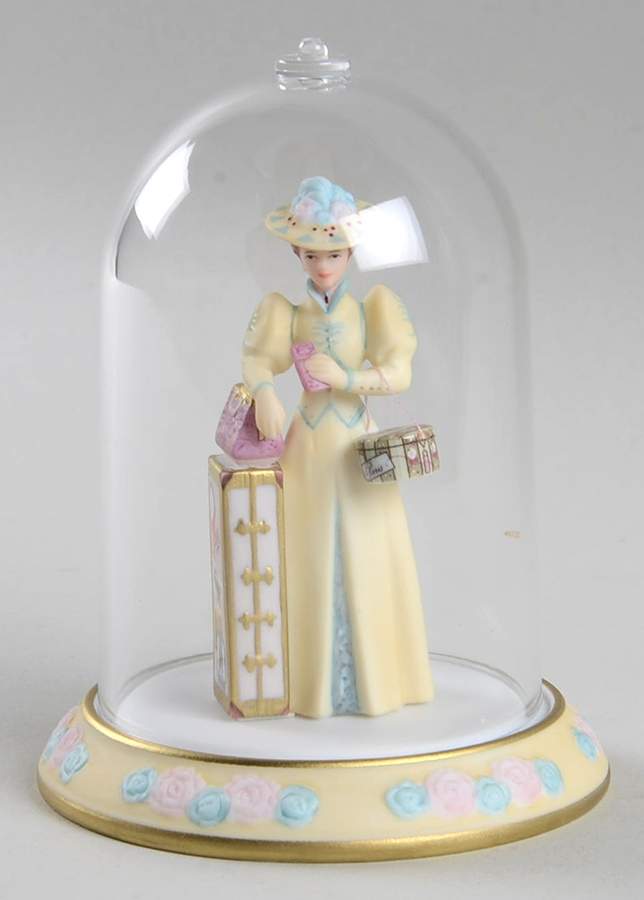 President's Club-Albee Miniature Figurines 2002-Albee Award Figurine - No Box by Avon-1