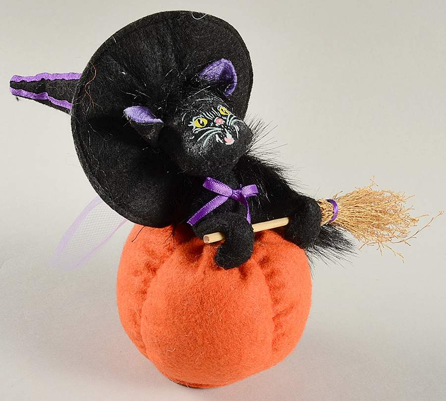 Annalee Halloween Dolls Witch Kitty Pumpkin - No Box by Annalee-1