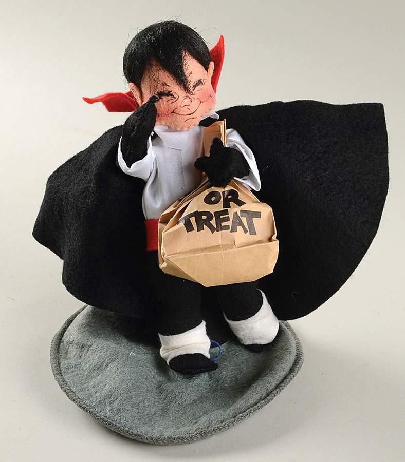 Annalee Halloween Dolls Dracula Kid With Trick Or Treat  - No Box by Annalee-1