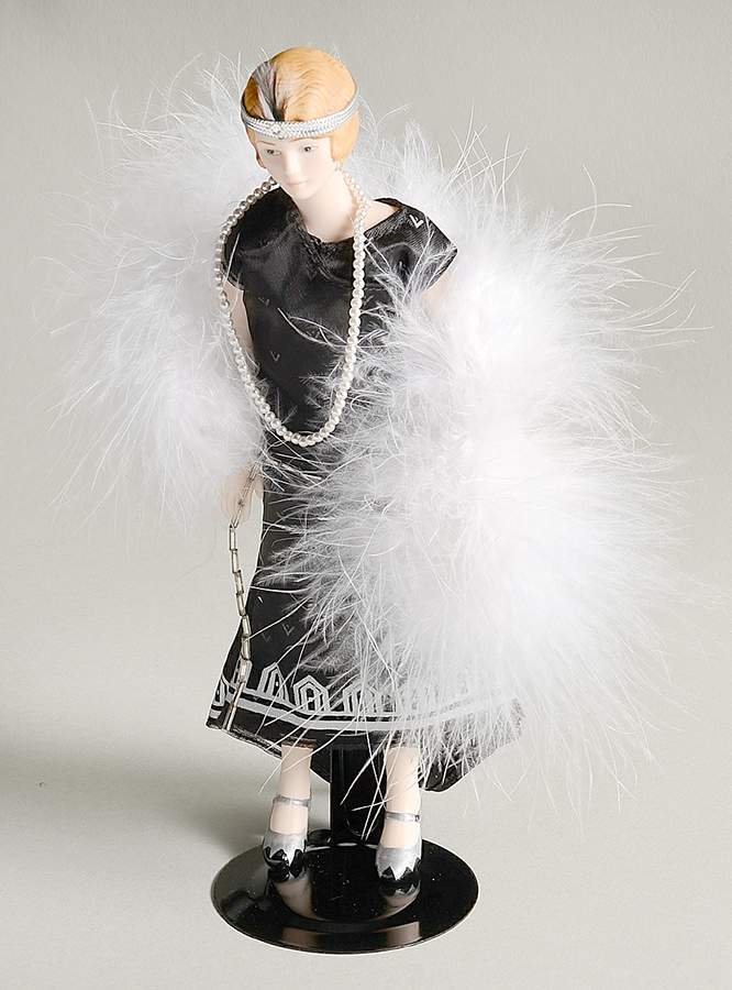 Fashion of American Times Roaring Twenties - No Box by Avon-1