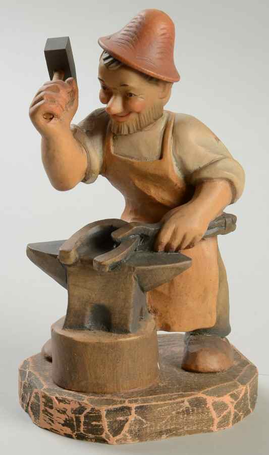 Characatures Blacksmith - No Box by Anri-1