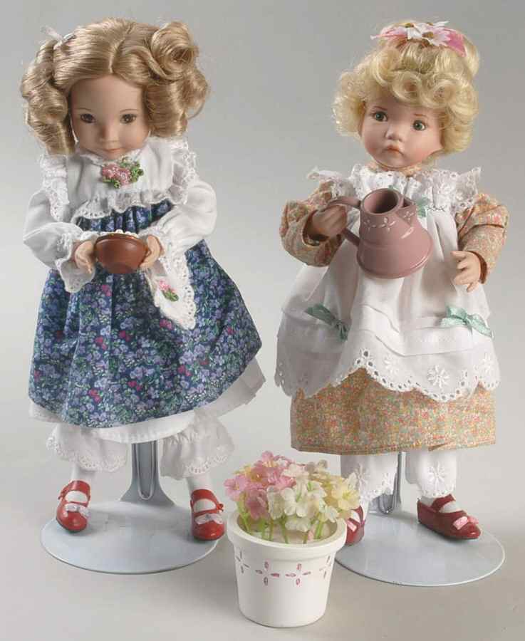 Dianna Effner Storybook Miniature Mary,Mary & Goldilicks - No Box by Ashton Drake-1