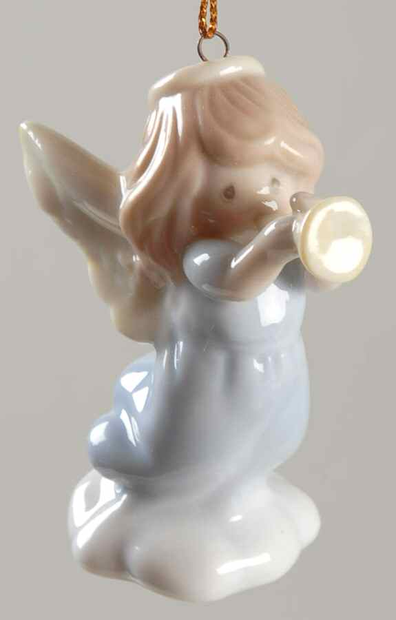 Precious Moments Joy To The World - No Box by Avon-1