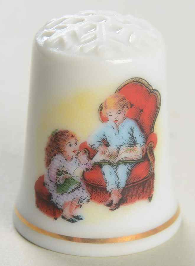 Christmas Thimbles Christmas 1983 - Boxed by Avon-1