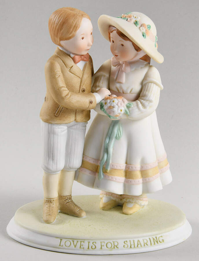 Holly Hobbie Figurines Love Is For Sharing - No Box by American Greetings-1