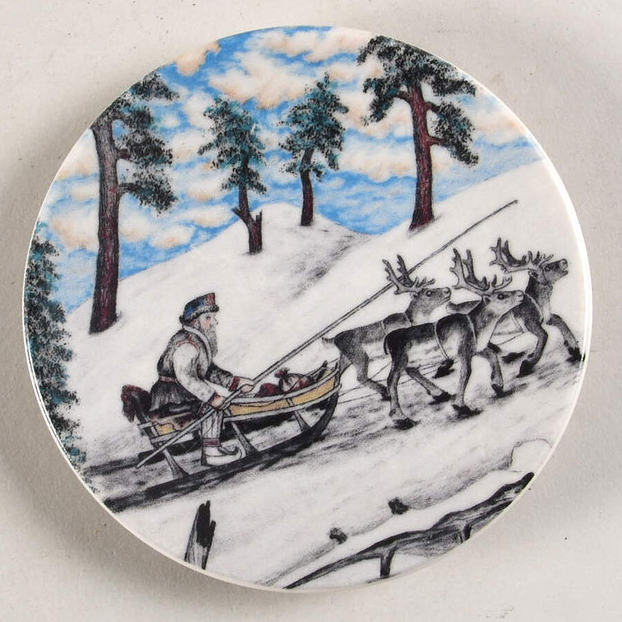 Alariesto Mini-Plate Series Reindeer Team - Boxed by Arabia of Finland-1