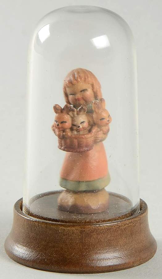 Ferrandiz Miniatures Basket Of Joy - Boxed by Anri-1