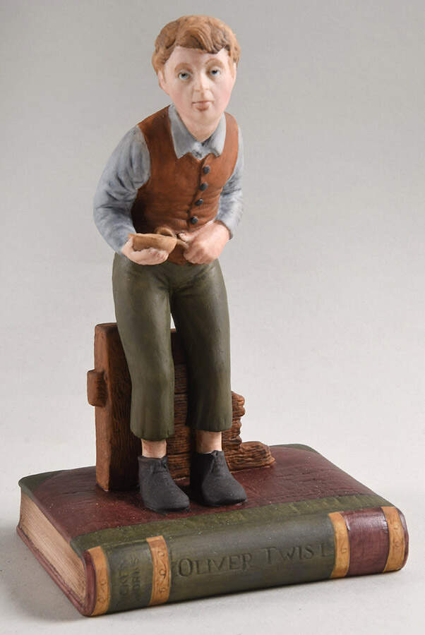 Charles Dickens Figurines Oliver Twist - No Box by John  Aynsley & Sons-1