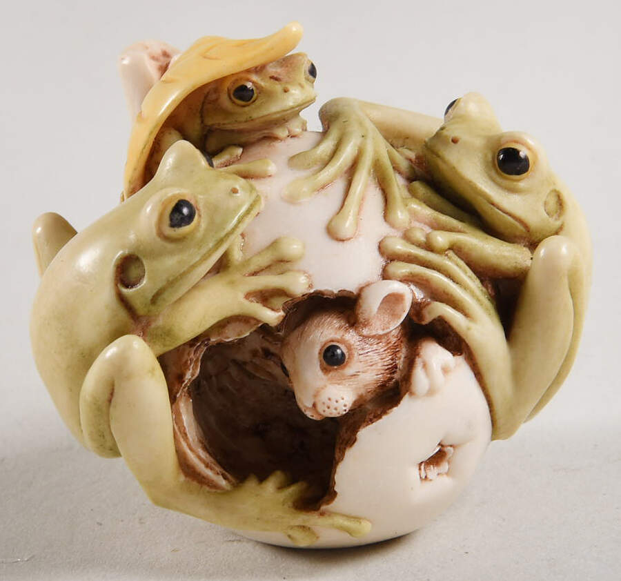 Netsuke The Big Apple - Green Frogs - Boxed by Adam Binder Editions-1