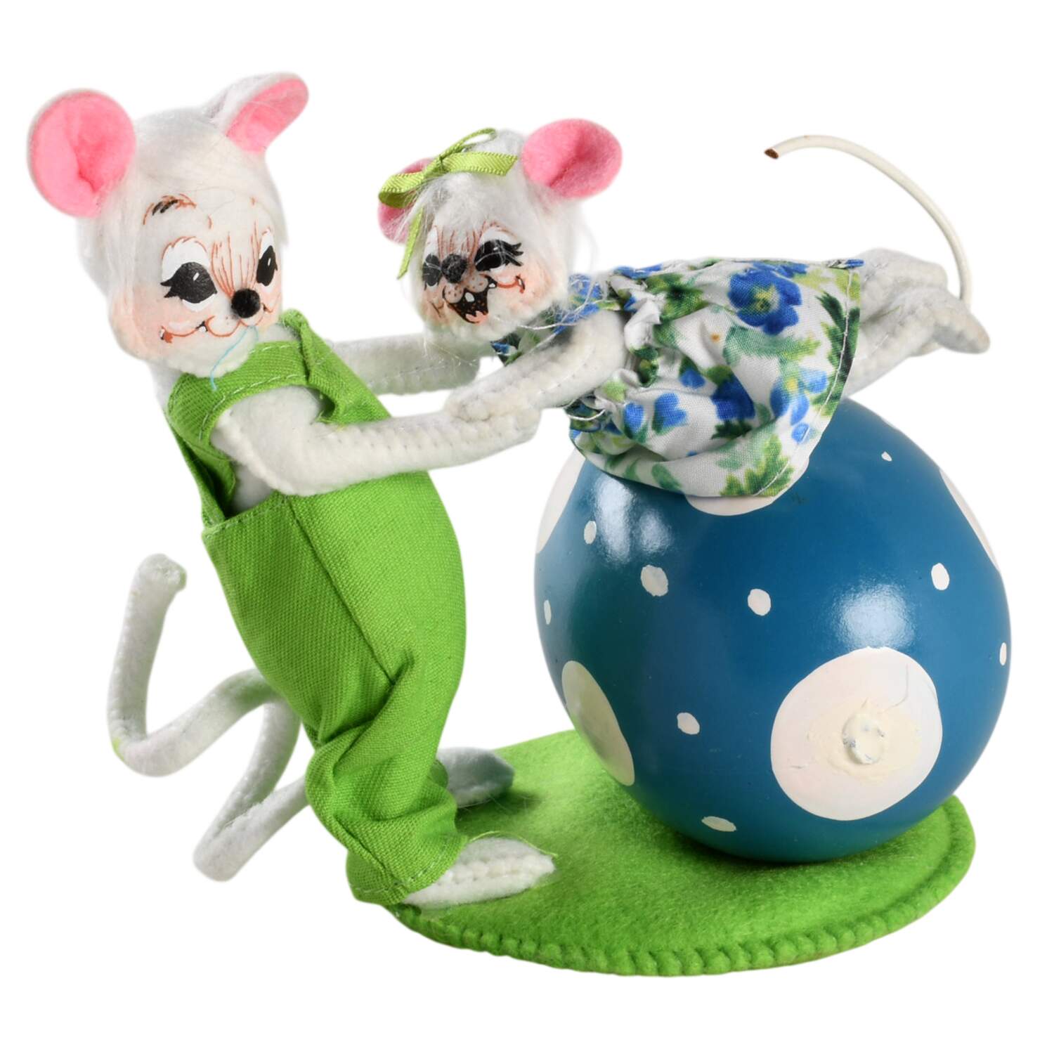 Easter and Spring Mice Easter Egg Mice - No Box by Annalee-1