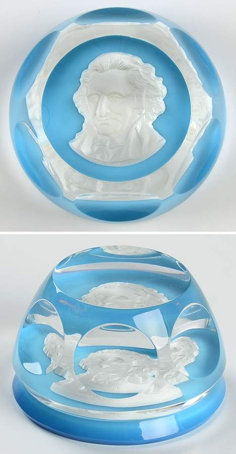 Sulphide Paperweight Thomas Paine - Blue Opaline Smooth - Boxed by Baccarat-1