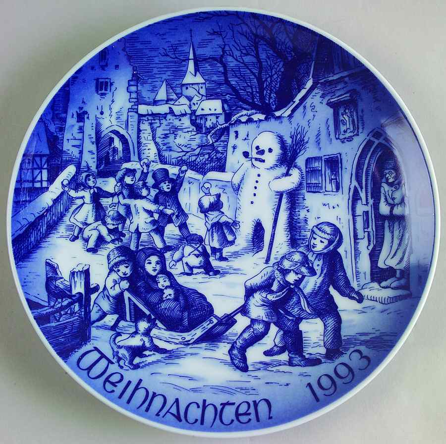 Christmas Plate Winter Fun - Boxed by Bareuther & Co-1