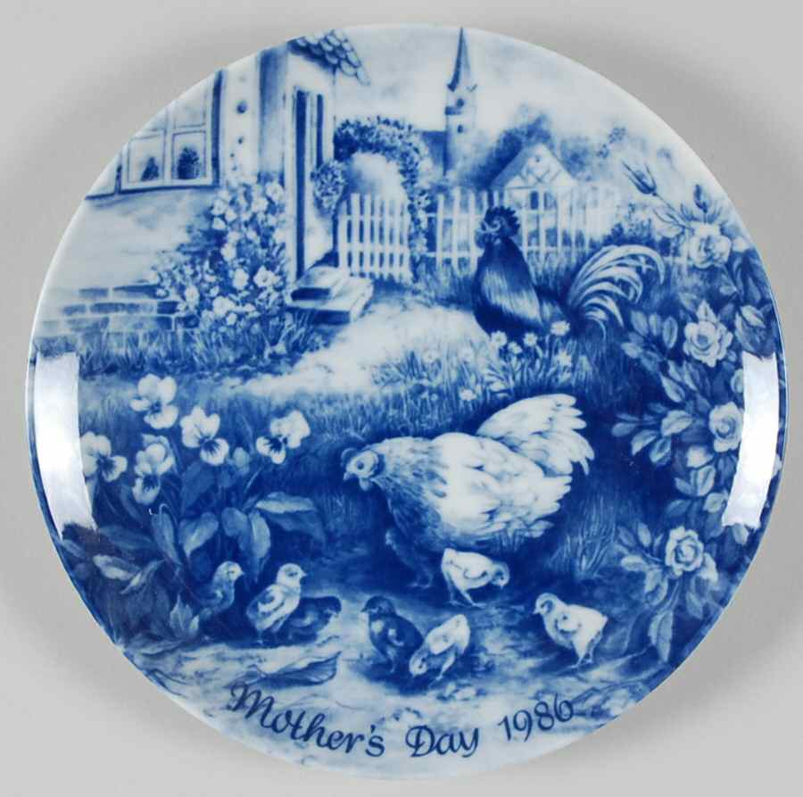 Mothers Day Plate Chicken Family - No Box by Berlin Design-1