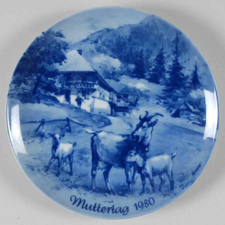 Mothers Day Plate Goat Family - No Box by Berlin Design-1