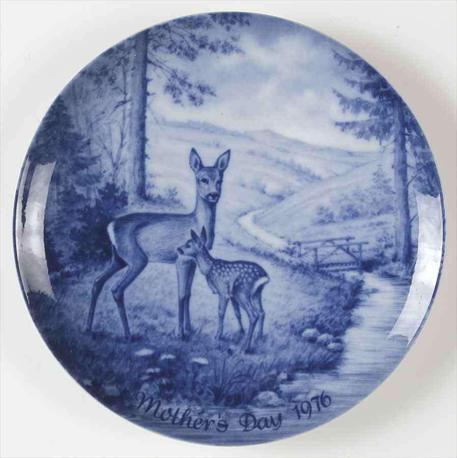 Mothers Day Plate Deer & Fawn - No Box by Berlin Design-1