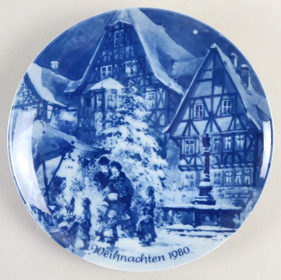 German Christmas Plates Christmas In Mittenberg - No Box by Berlin Design-1