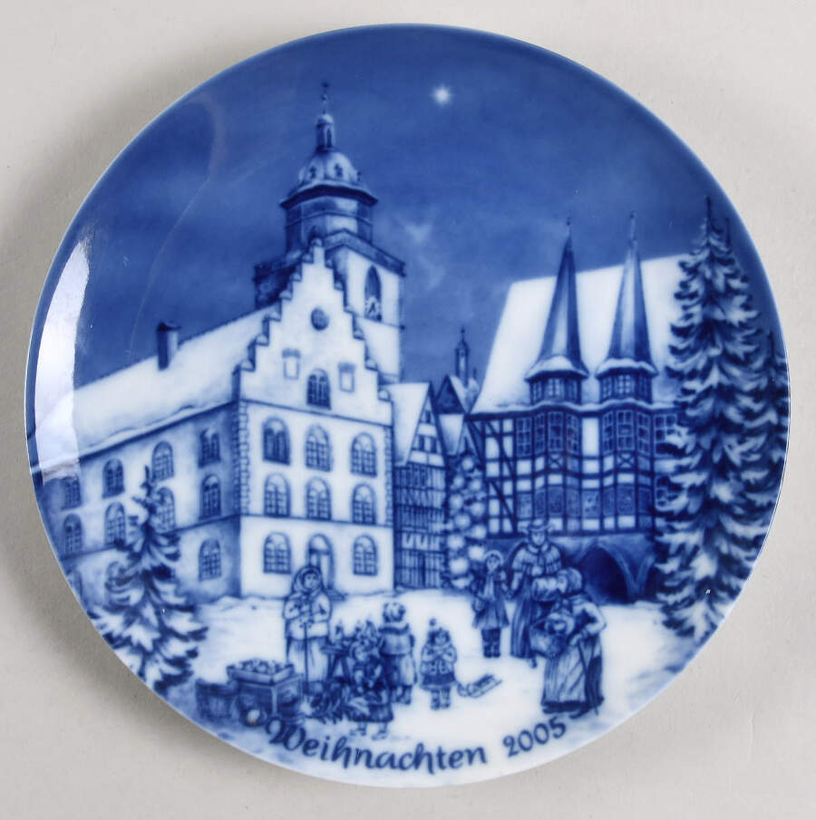 German Christmas Plates Christmas Eve In Alsfeld - No Box by Berlin Design-1