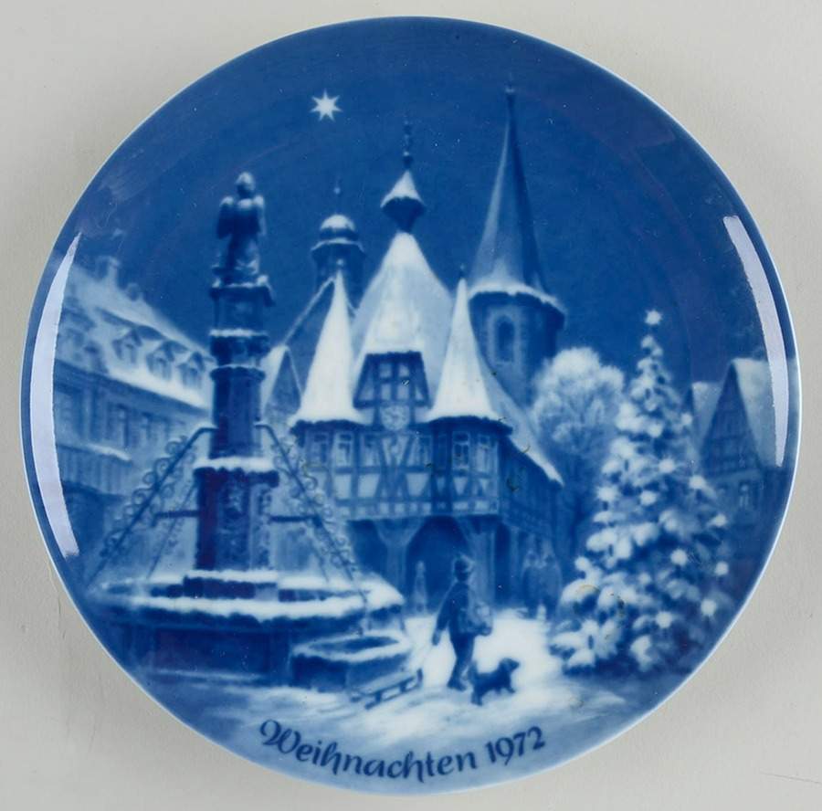 German Christmas Plates Christmas In Michelstadt-German Version - No Box by Berlin Design-1