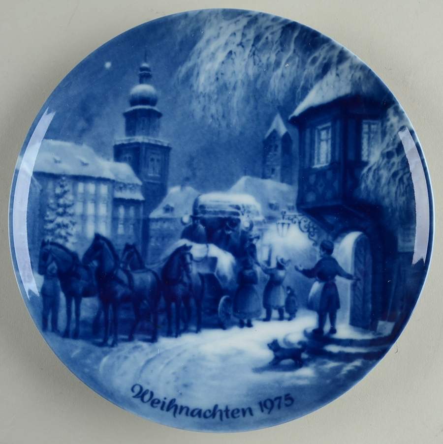 German Christmas Plates Christmas In Dortland-German - Boxed by Berlin Design-1