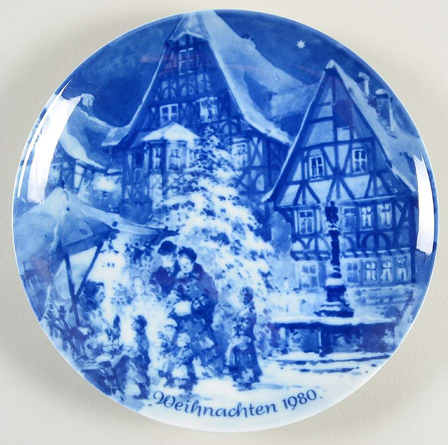 German Christmas Plates Christmas In Mittenberg-German Version - Boxed by Berlin Design-1