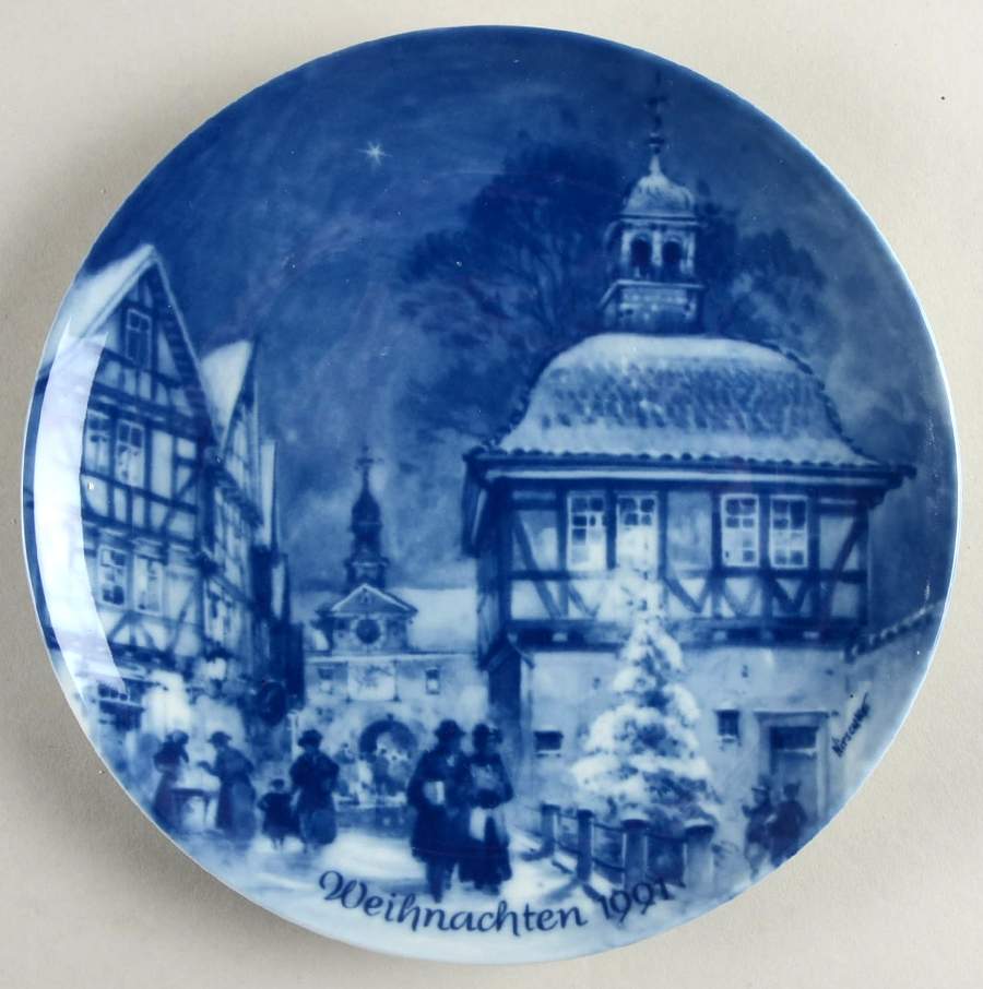 German Christmas Plates Christmas In Allendorf - No Box by Berlin Design-1