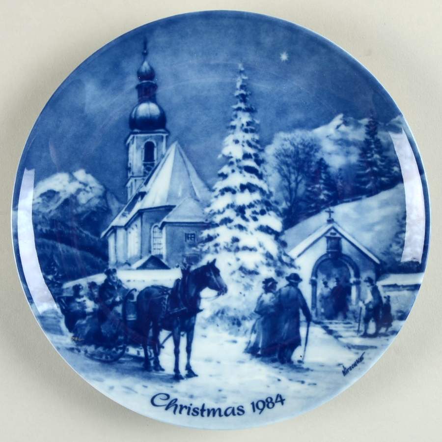 German Christmas Plates Christmas In Ramsau - No Box by Berlin Design-1