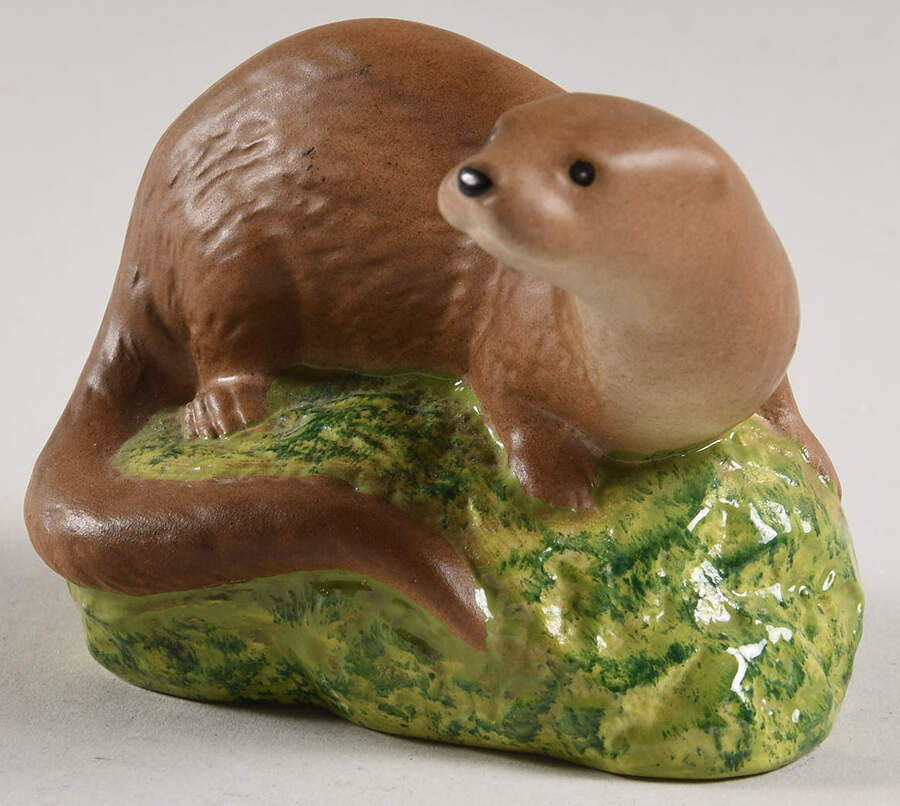 Beswick Figurine Otter - No Box by Beswick-1