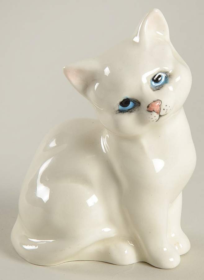 Beswick Figurine Kitten-Seated-White - No Box by Beswick-1