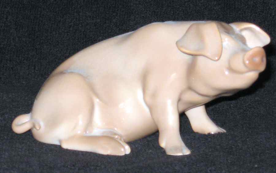 Animals-Farm and Domestic Pig - No Box by Bing & Grondahl-1