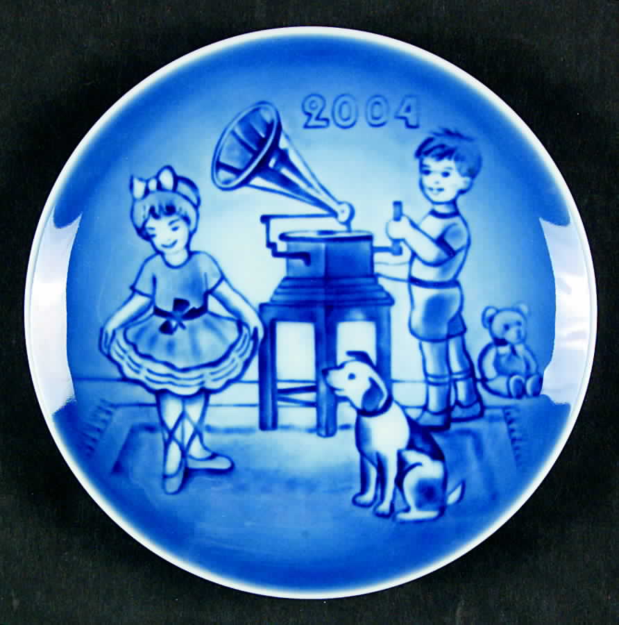 Children's Day Dance Lesson - Boxed by Bing & Grondahl-1