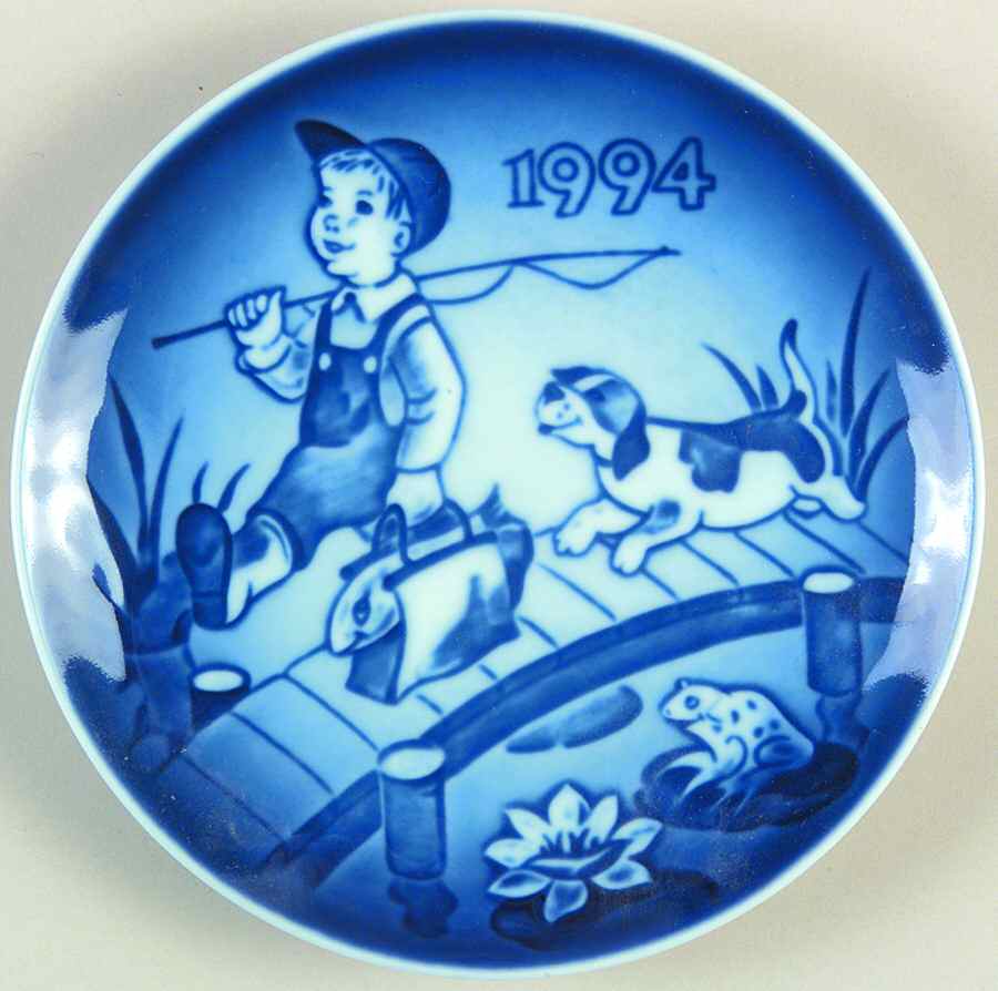 Children's Day The Little Fisherman - Boxed by Bing & Grondahl-1