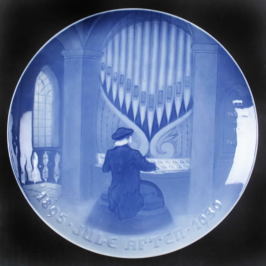 Christmas Jubilee The Old Organist - Boxed by Bing & Grondahl-1