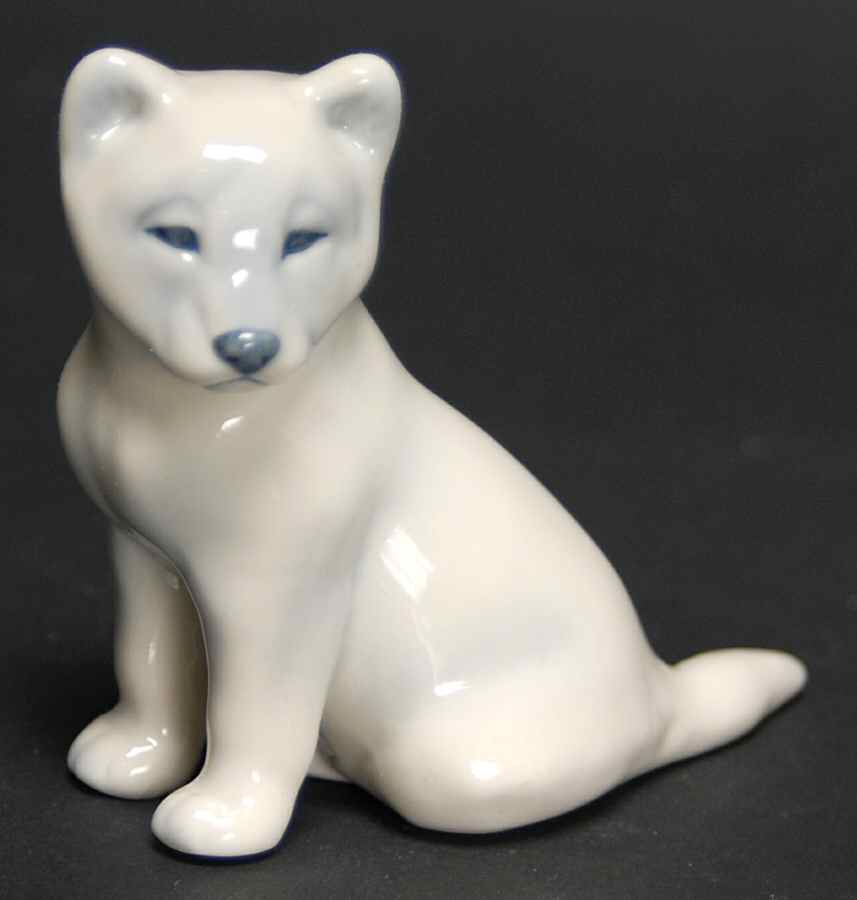 Mother's Day Figurine Arctic Wolf Cub - Boxed by Bing & Grondahl-1