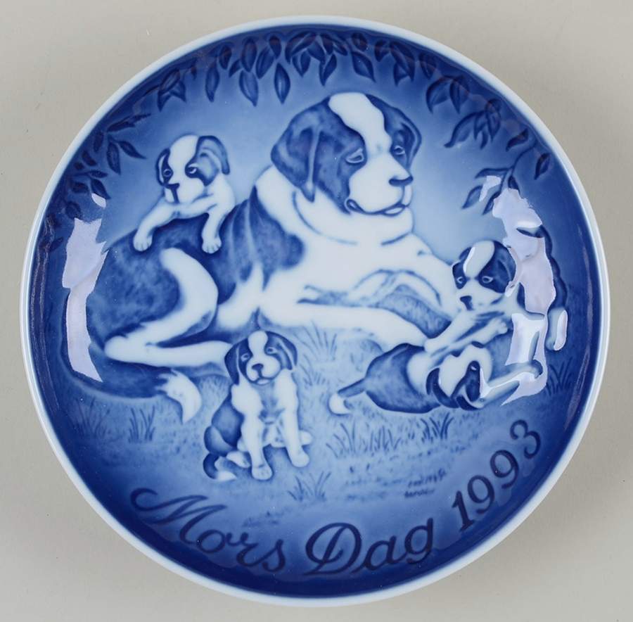 Mother's Day Plate St Bernard Dog With Puppies - Boxed by Bing & Grondahl-1