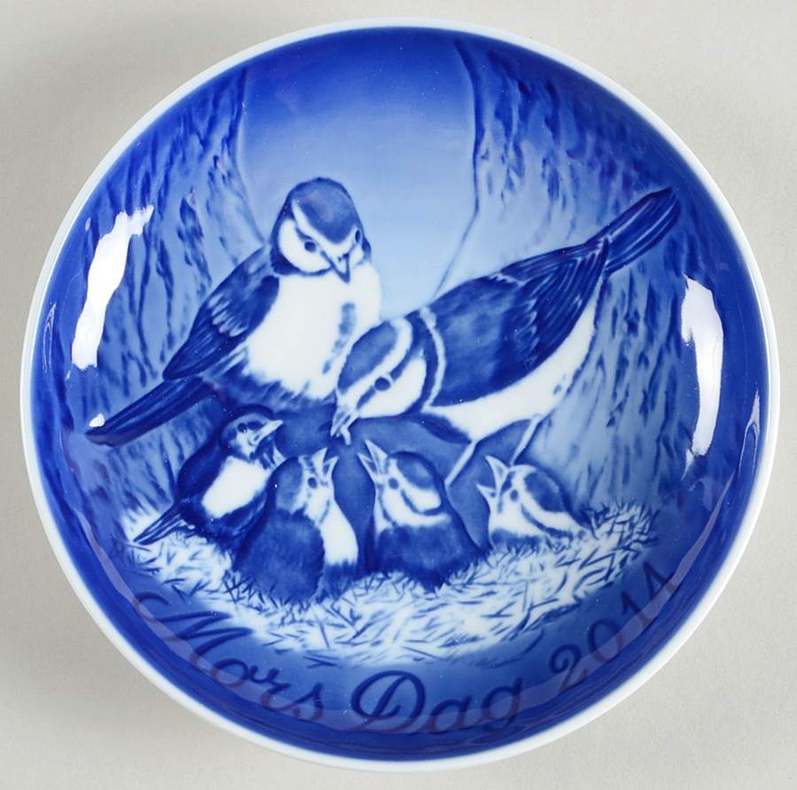Mother's Day Plate Blue Tits With Chicks - Boxed by Bing & Grondahl-1