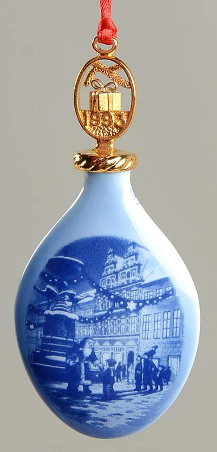 Christmas Drop Ornament Father Christmas In Copenhagen - Boxed by Bing & Grondahl-1