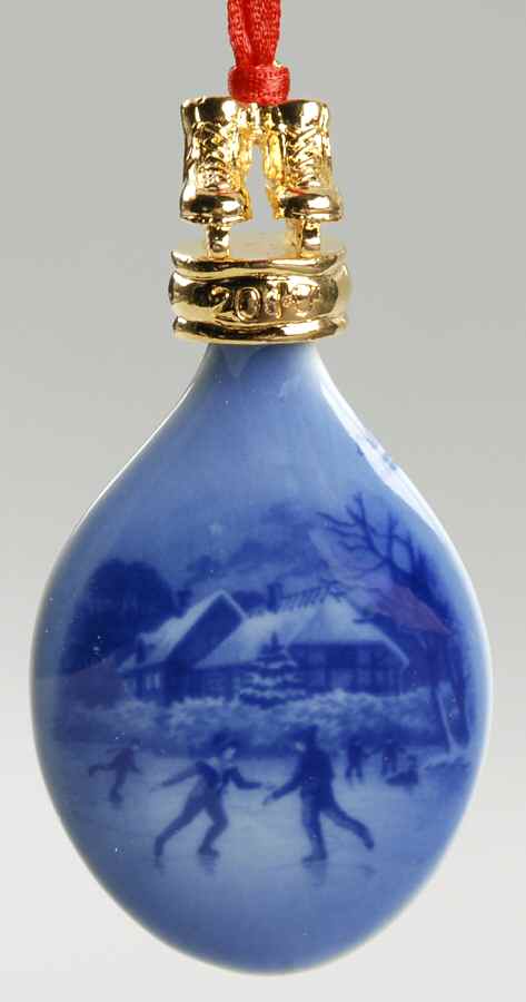 Christmas Drop Ornament Ice Dancing On The Lake - No Box by Bing & Grondahl-1