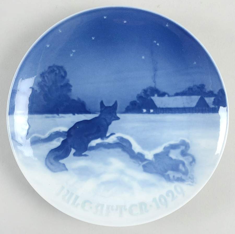 Annual Christmas Plate Fox Outside Farm - No Box by Bing & Grondahl-1