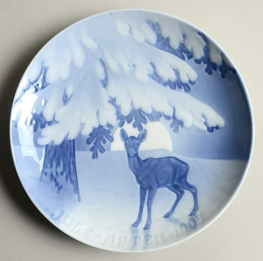 Annual Christmas Plate Christmas Night - No Box by Bing & Grondahl-1