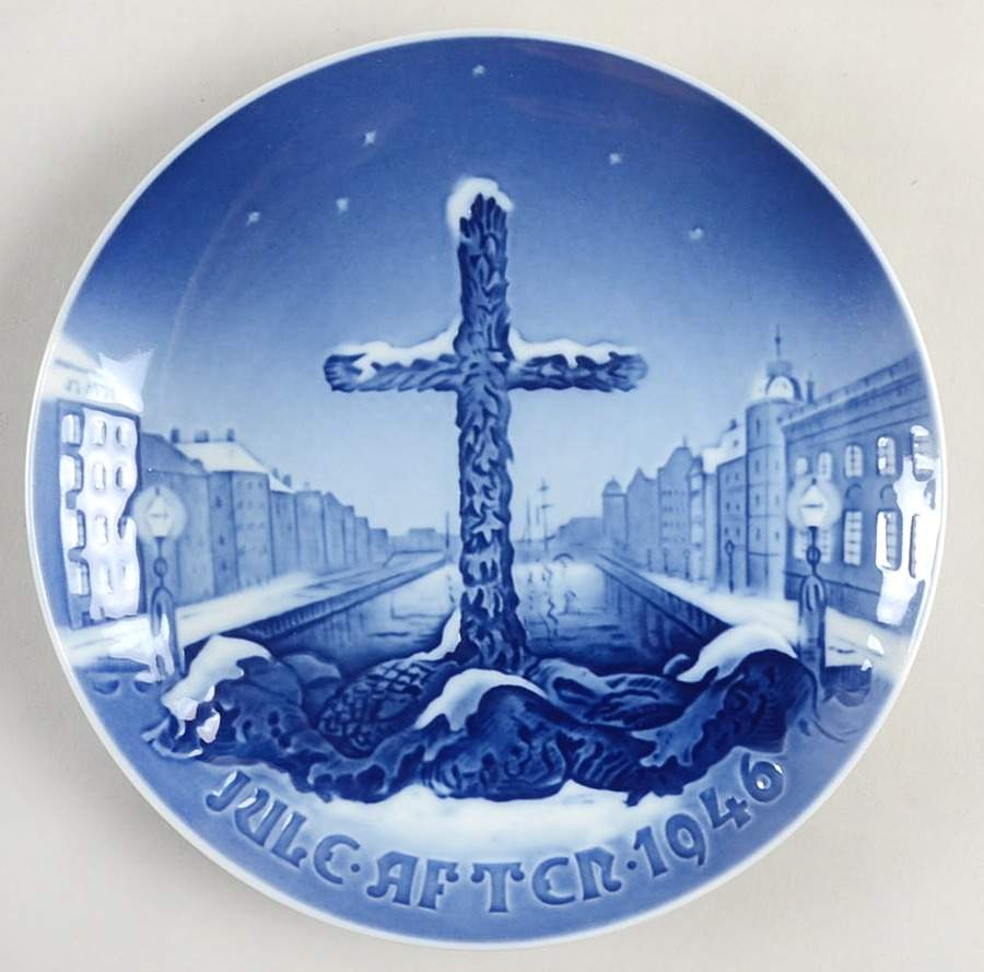 Annual Christmas Plate Commemoration Cross - No Box by Bing & Grondahl-1