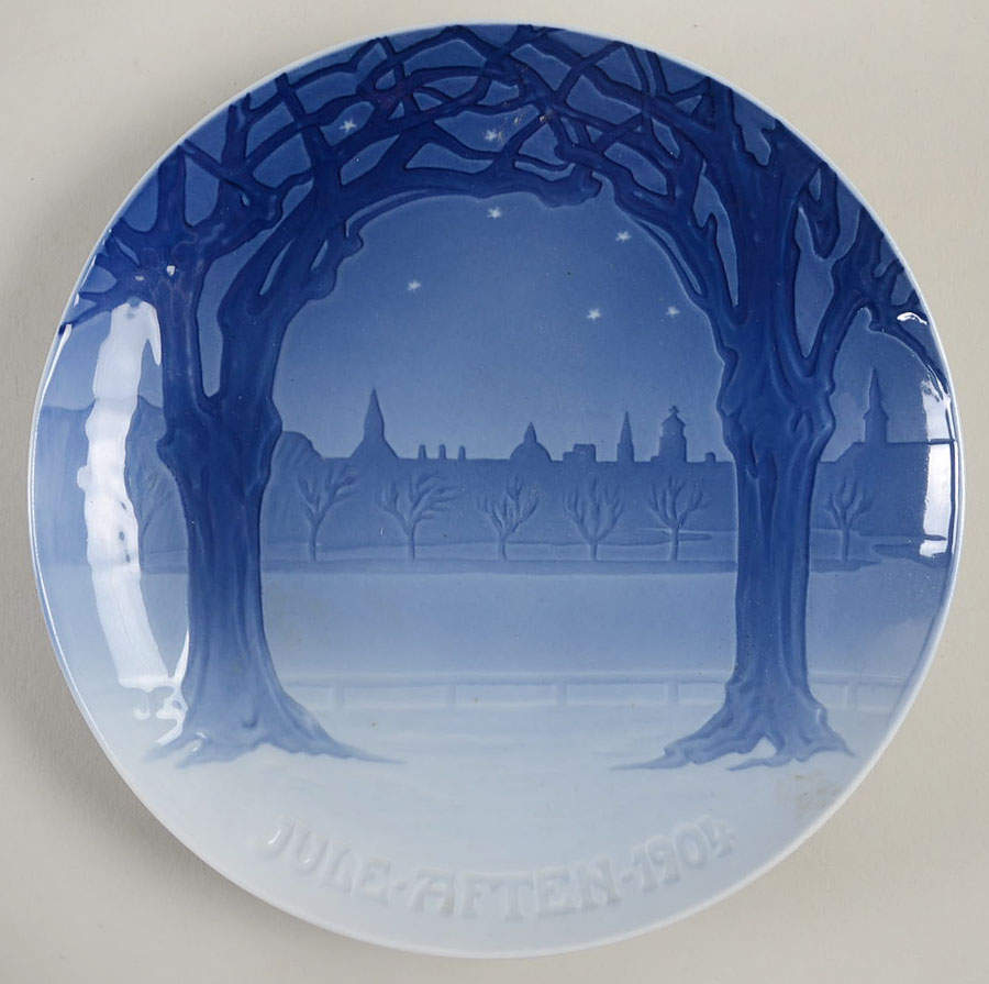 Annual Christmas Plate Frederiksburg Hill - No Box by Bing & Grondahl-1